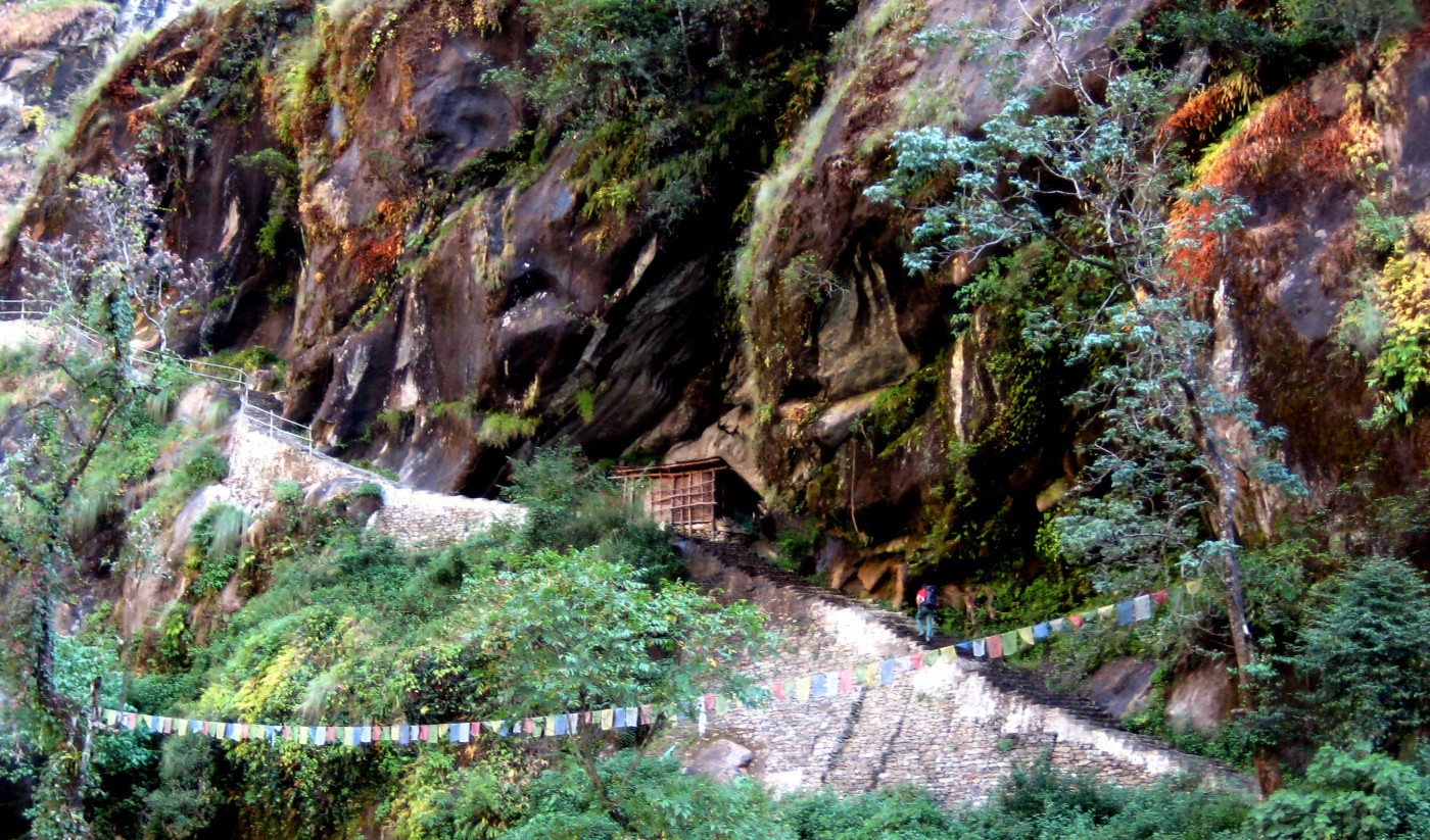 (J4) L'escalier, après Chetchet