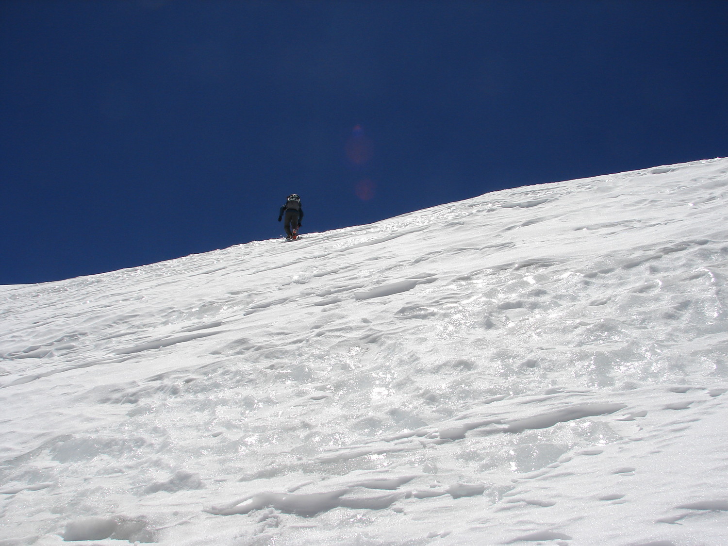 Pendiente final con un poco de hielo al descubierto