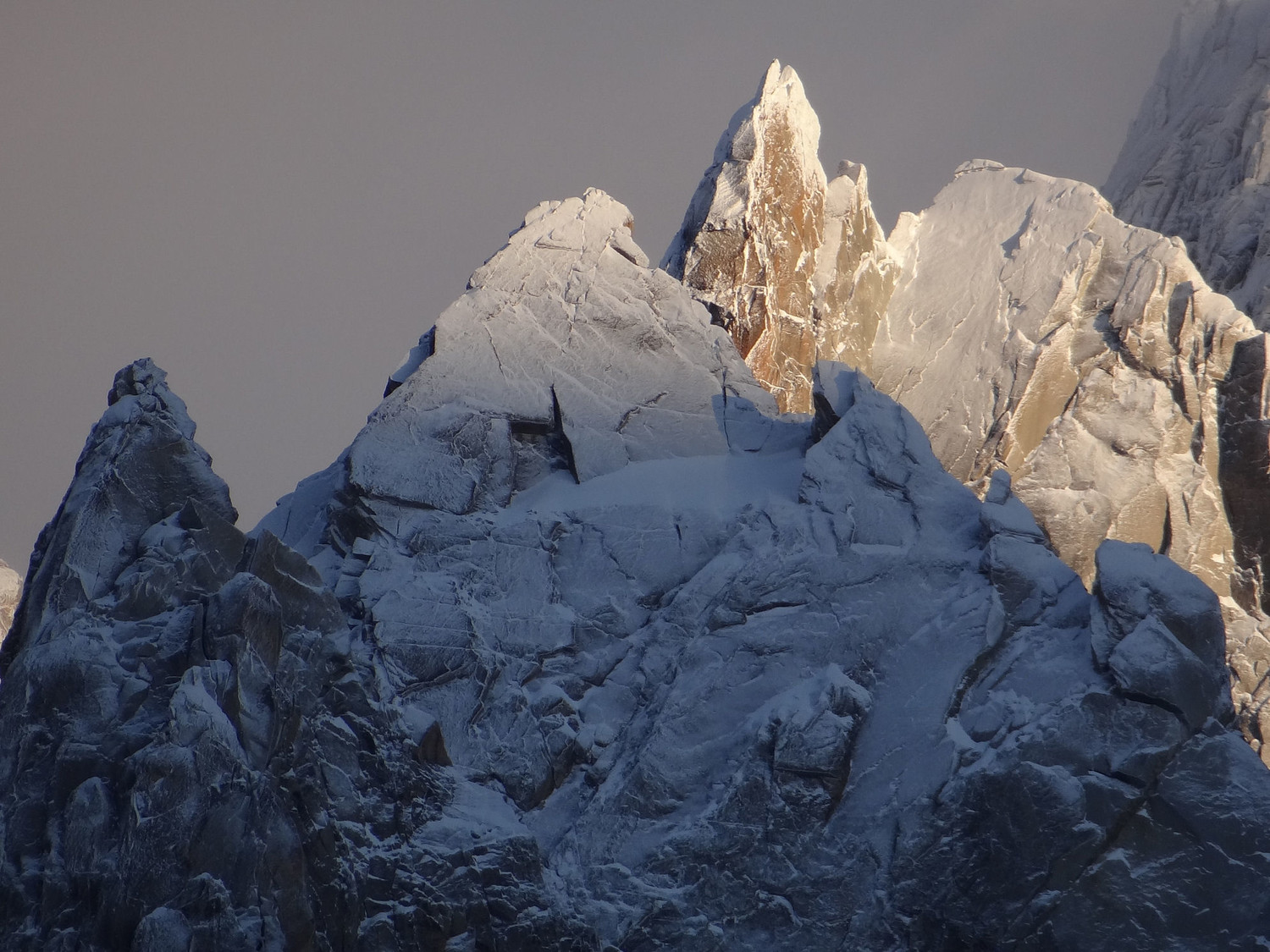 Décoration de Noël sur les aiguilles de Chamonix