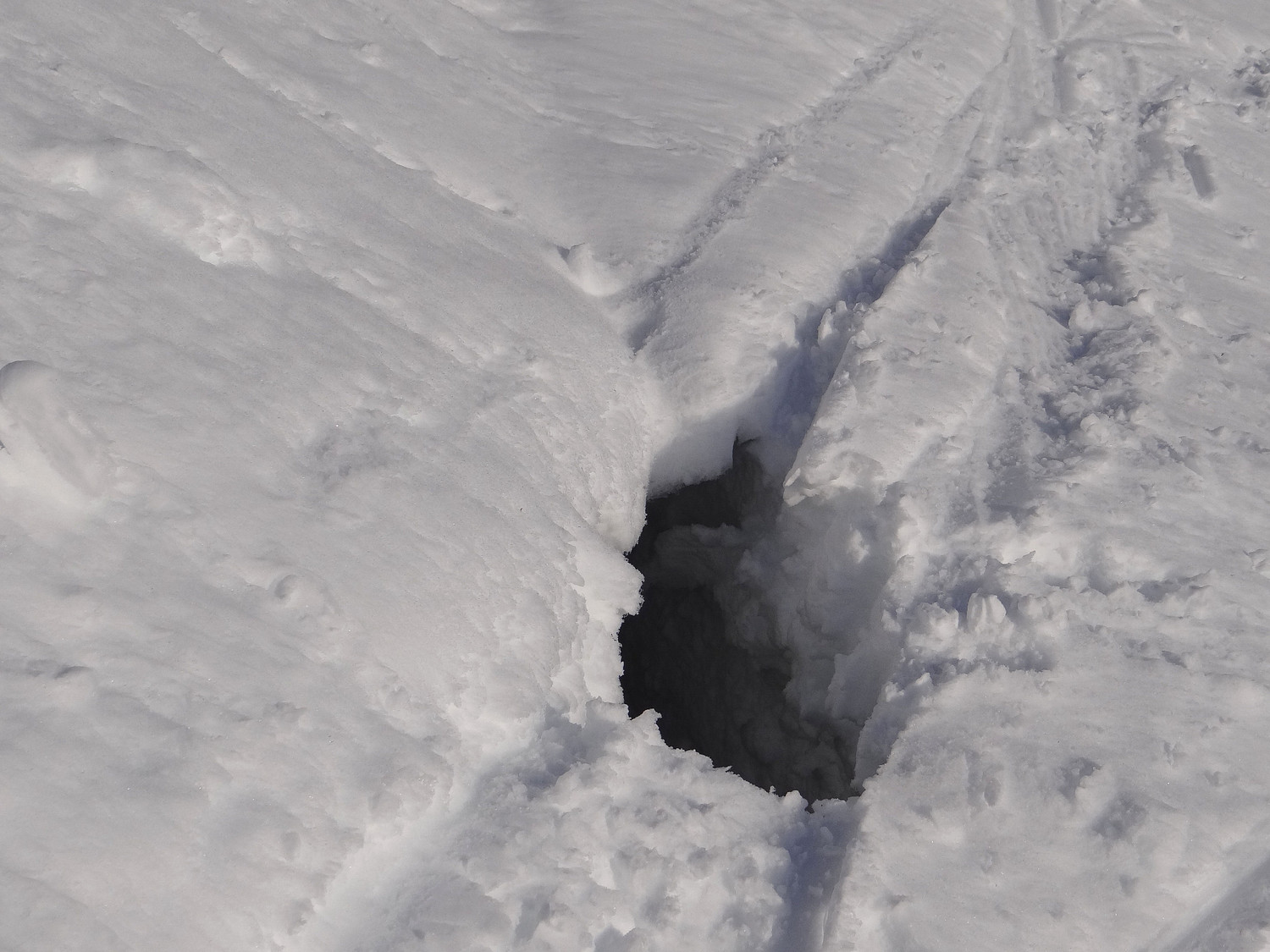 Une vraie crevasse ("glacier" du Vellard)