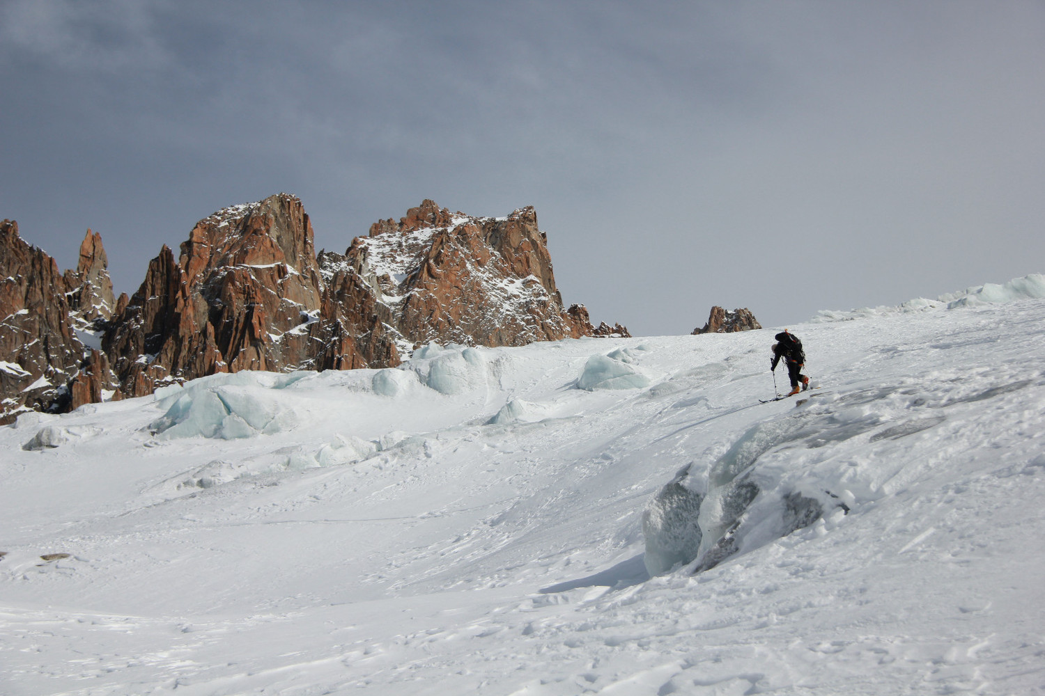 montée par le glacier, en rive droite