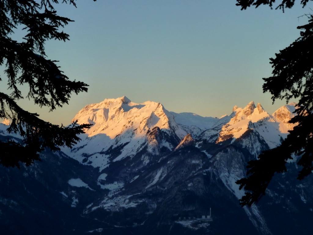 Lever du soleil sur le Chablais