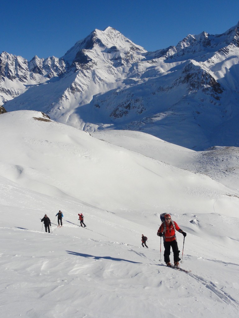 Montée face au Gd Combin
