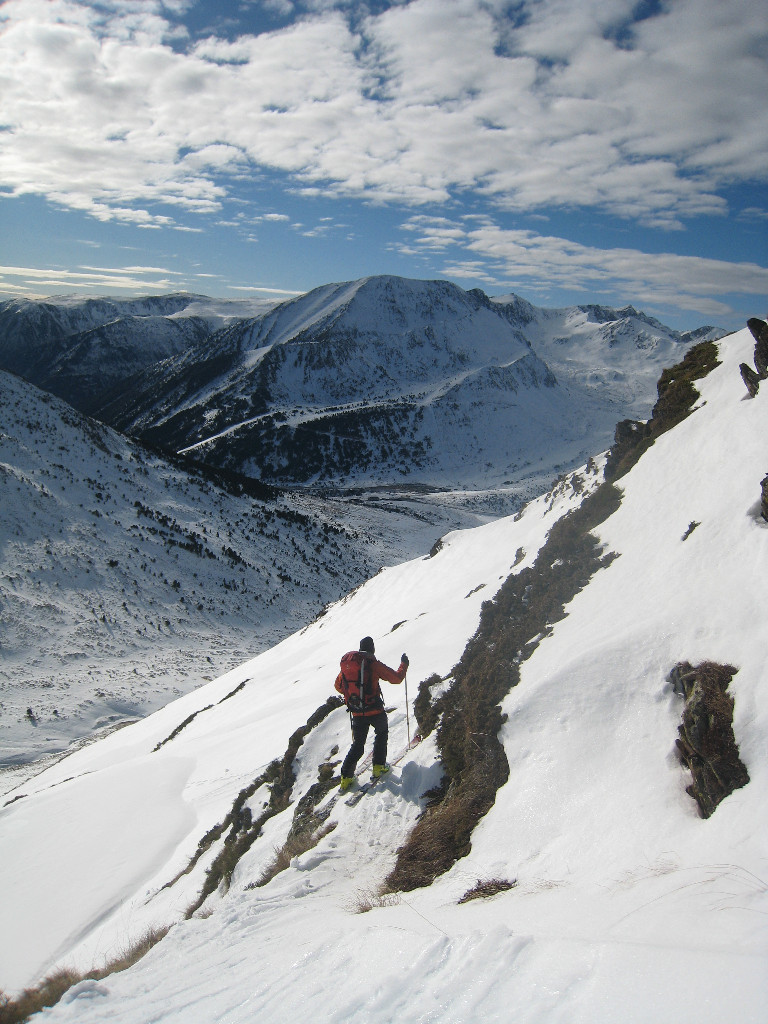 passage de la petite barre dans le versant S du Pic de Querforc