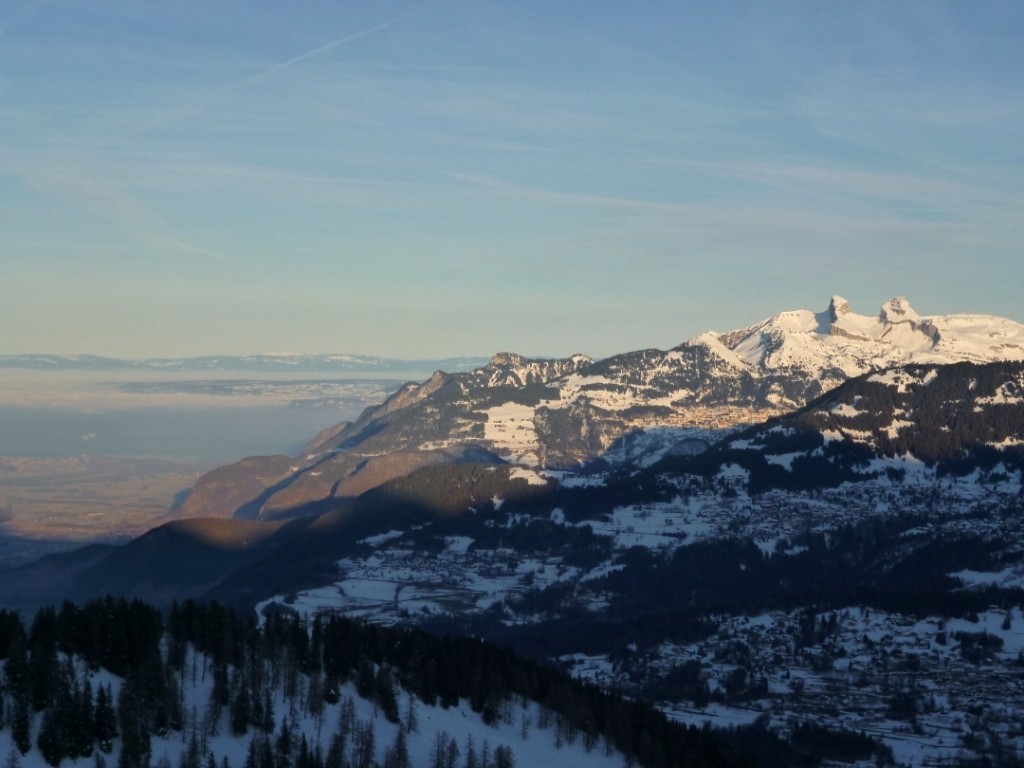 Le soleil se lève sur Leysin