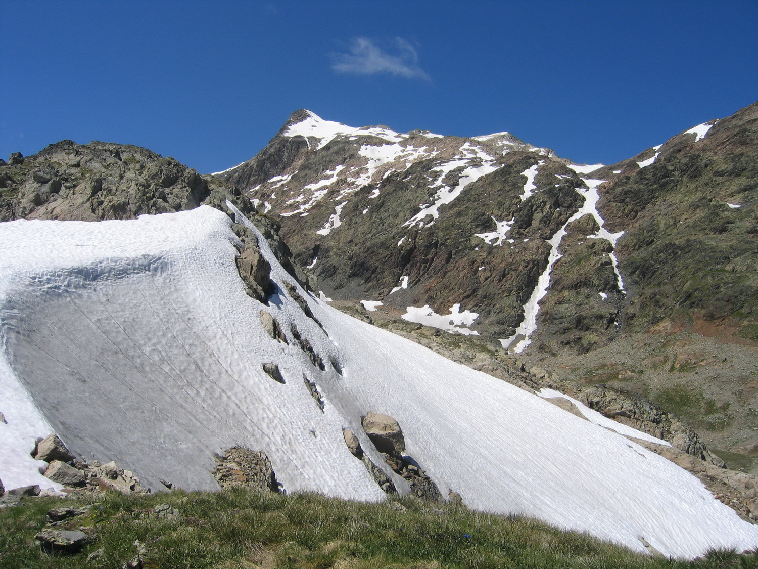 cimes de la Cochette, des rochers du Genepi