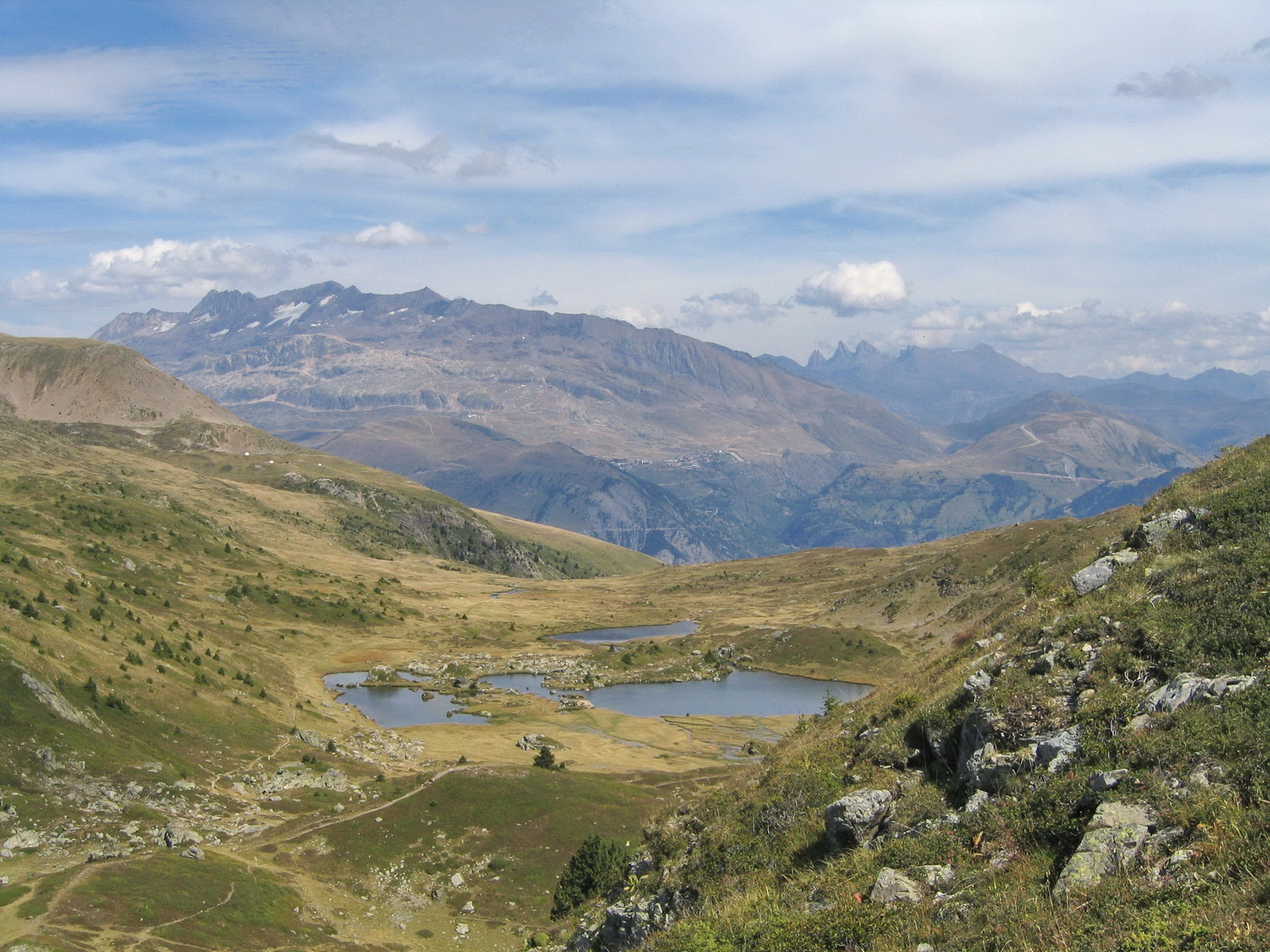 le lac de la vache et les Arves, en descendant