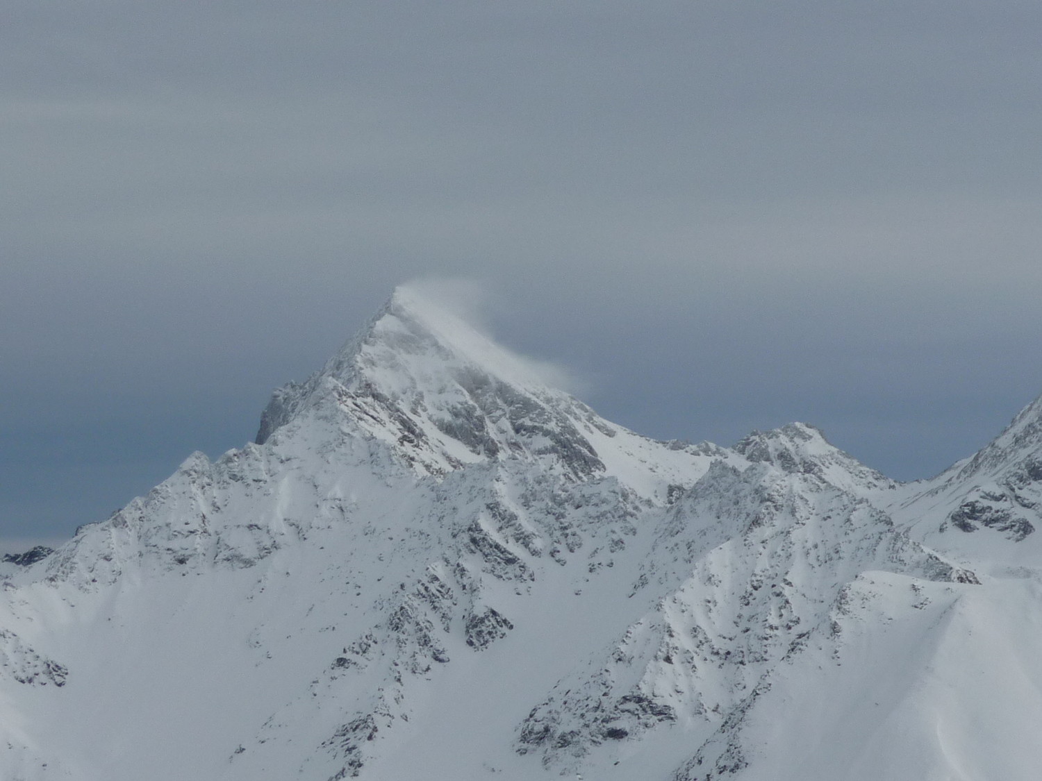 Vento in punta al Mont Emilius