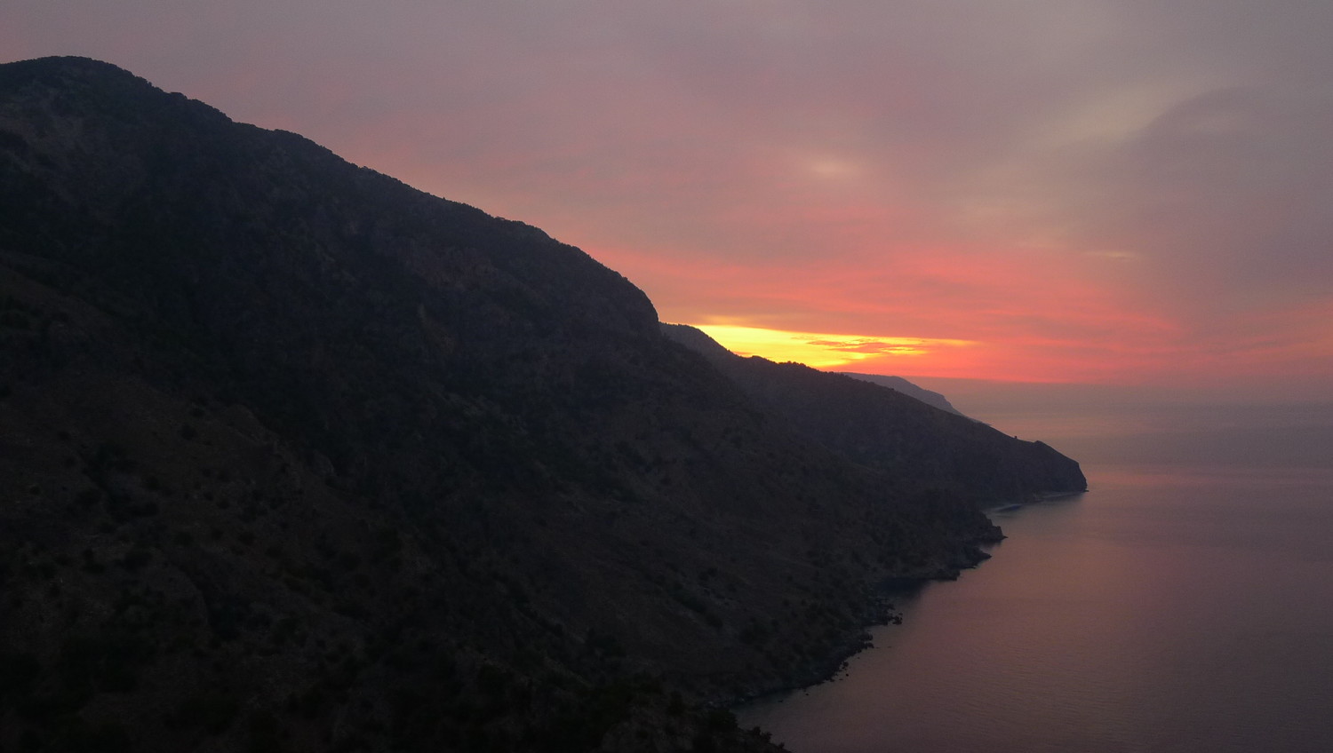 lever de soleil depuis la chapelle bivouac