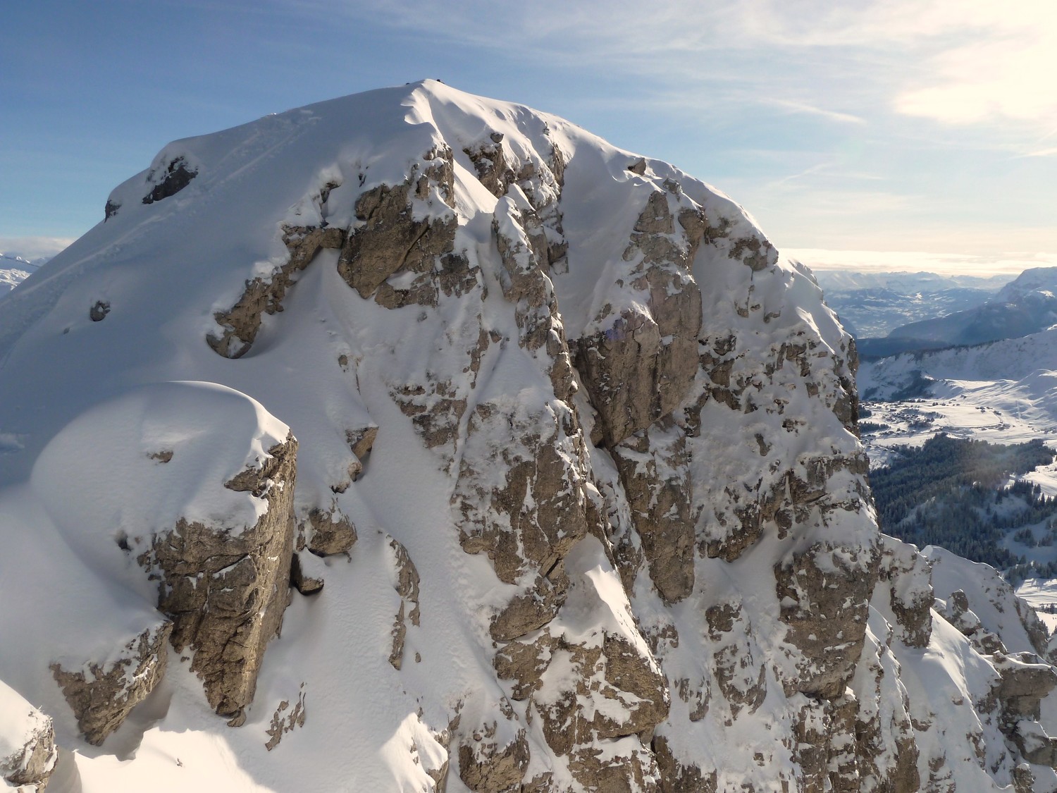 De retour au sommet du couloir, avec la vue sur Chalune toute proche
