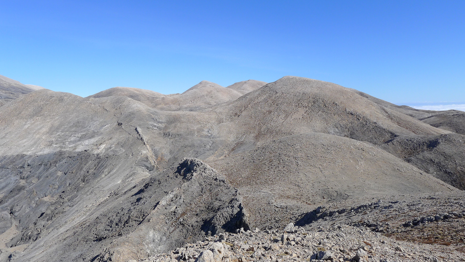 Panorama depuis le sommet du Skotino