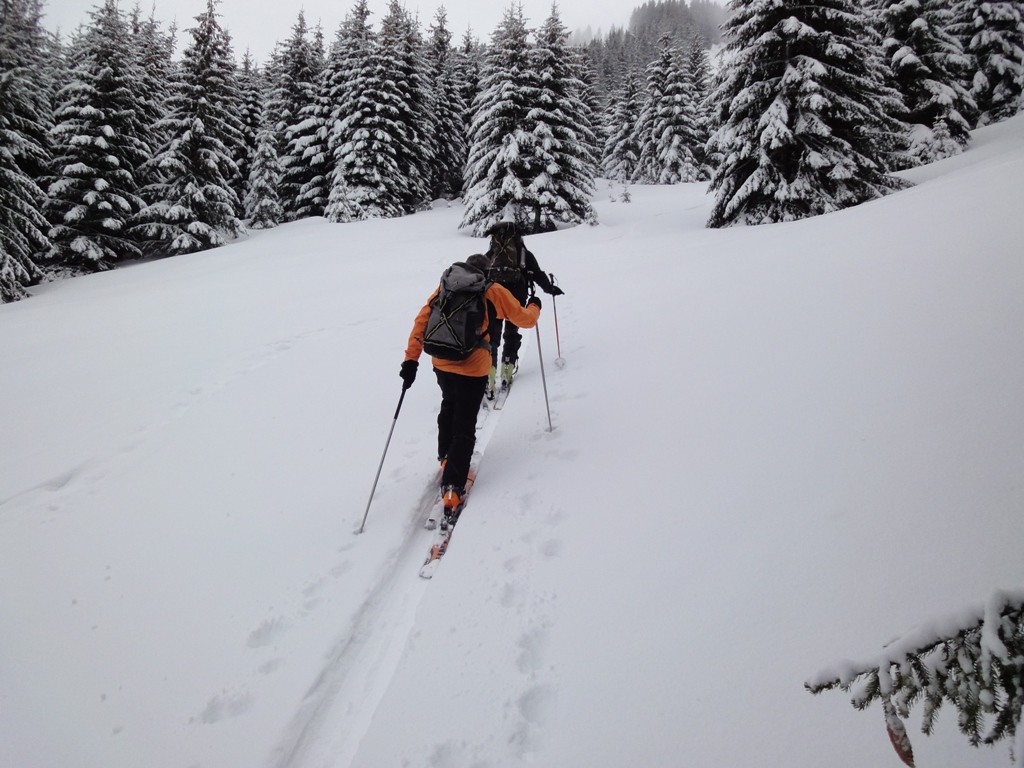 Montée sous l'arête de Belair