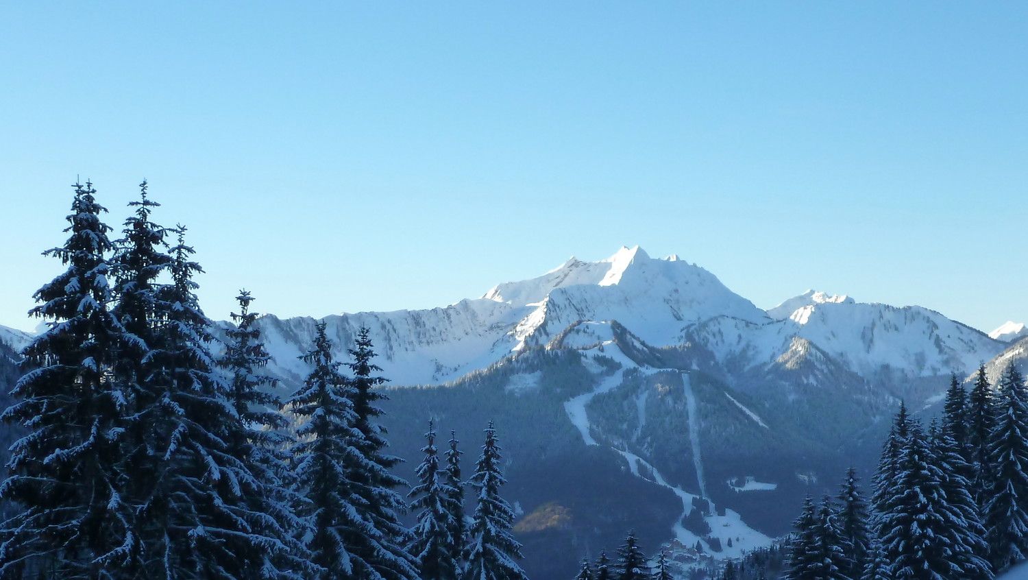 Le Roc d'Enfer s'illumine