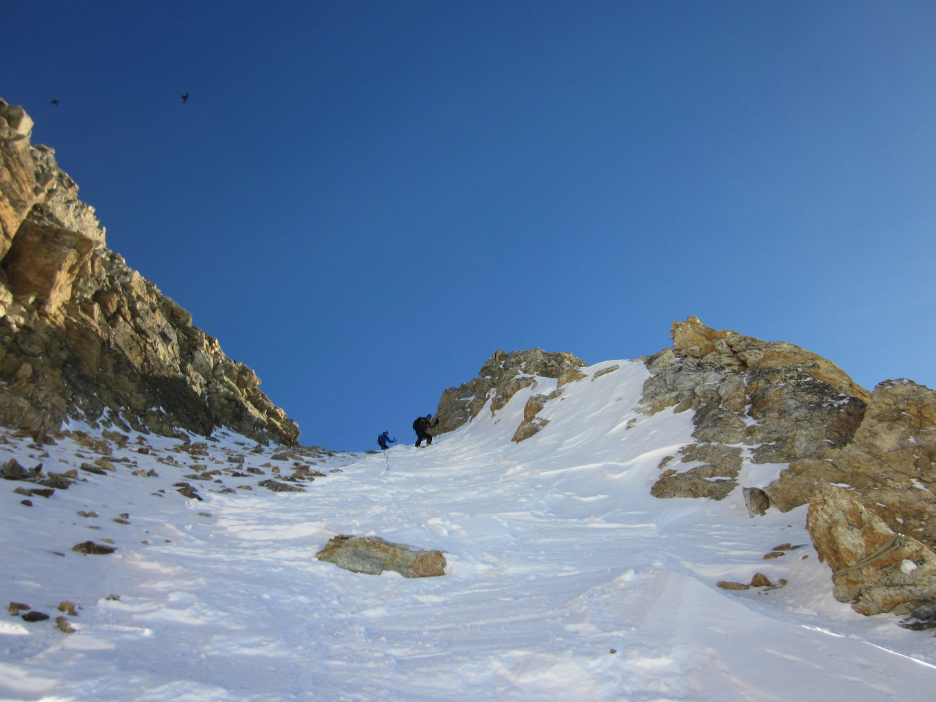 Descente pour rejoindre le glacier des Ignes