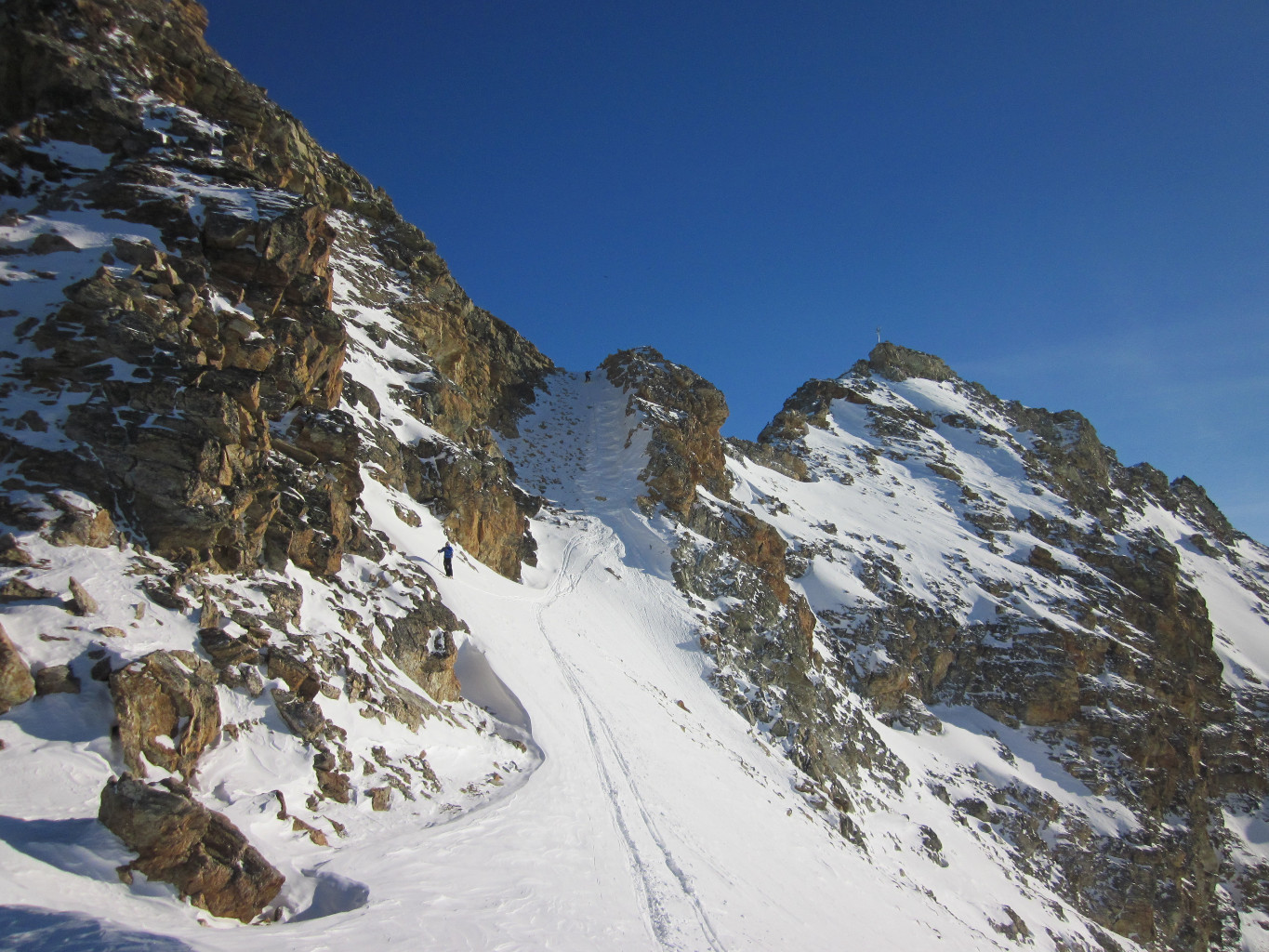 Descente pour rejoindre le glacier des Ignes