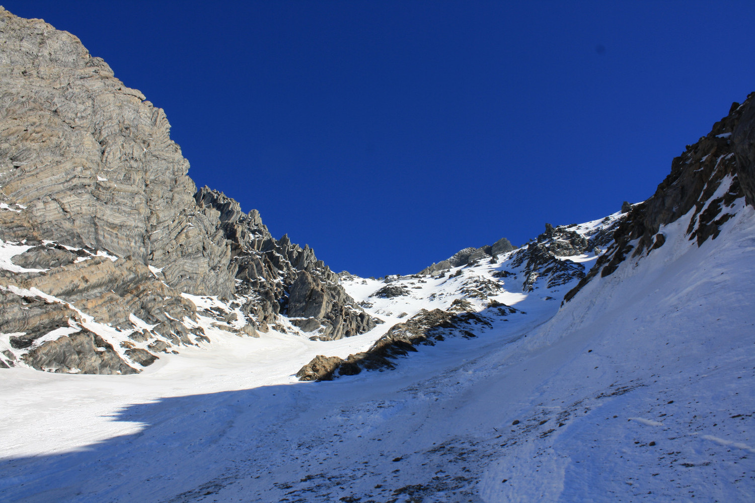 Le versant W des Pales, depuis sa base