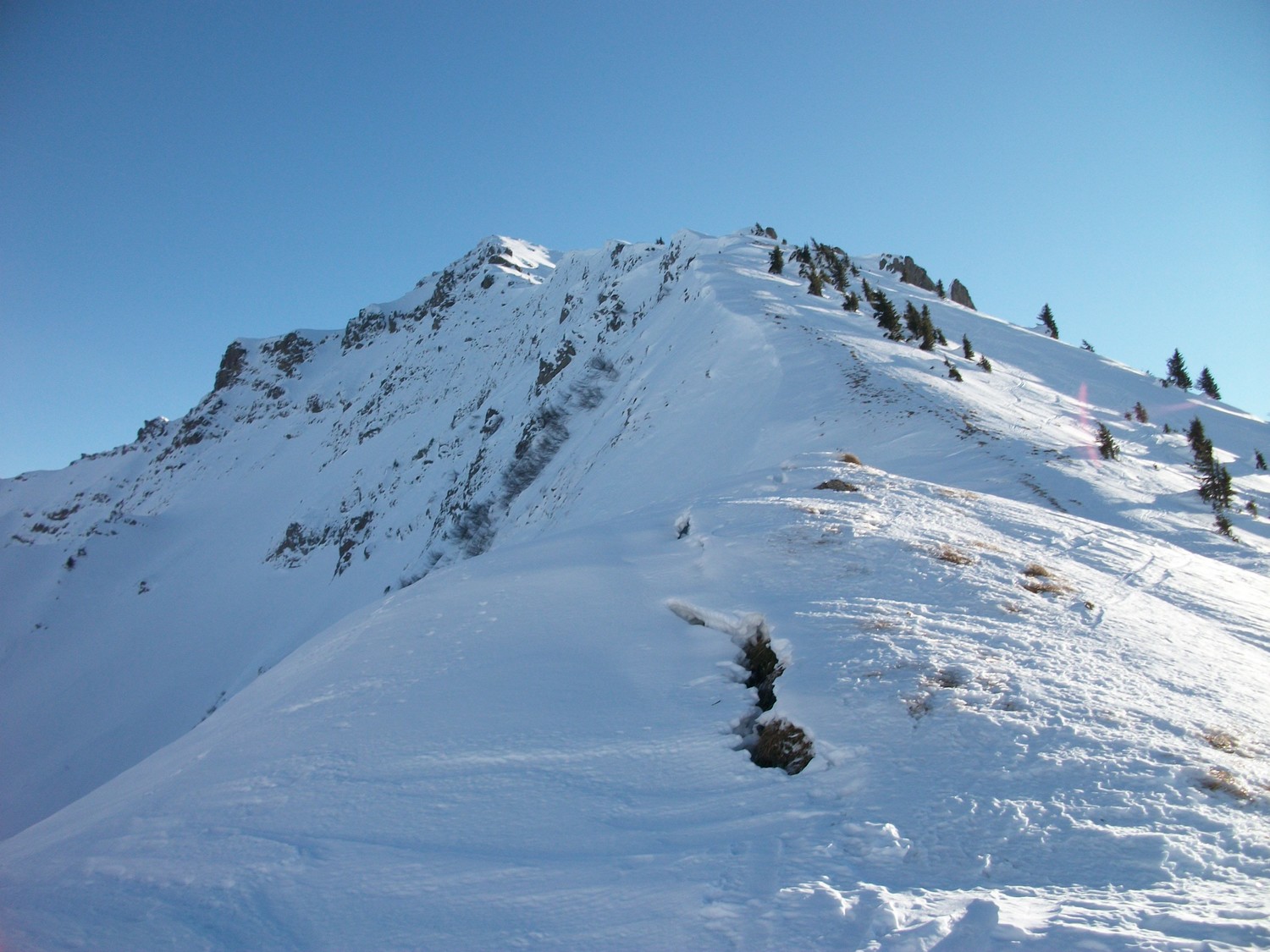 neige dure sur la croupe