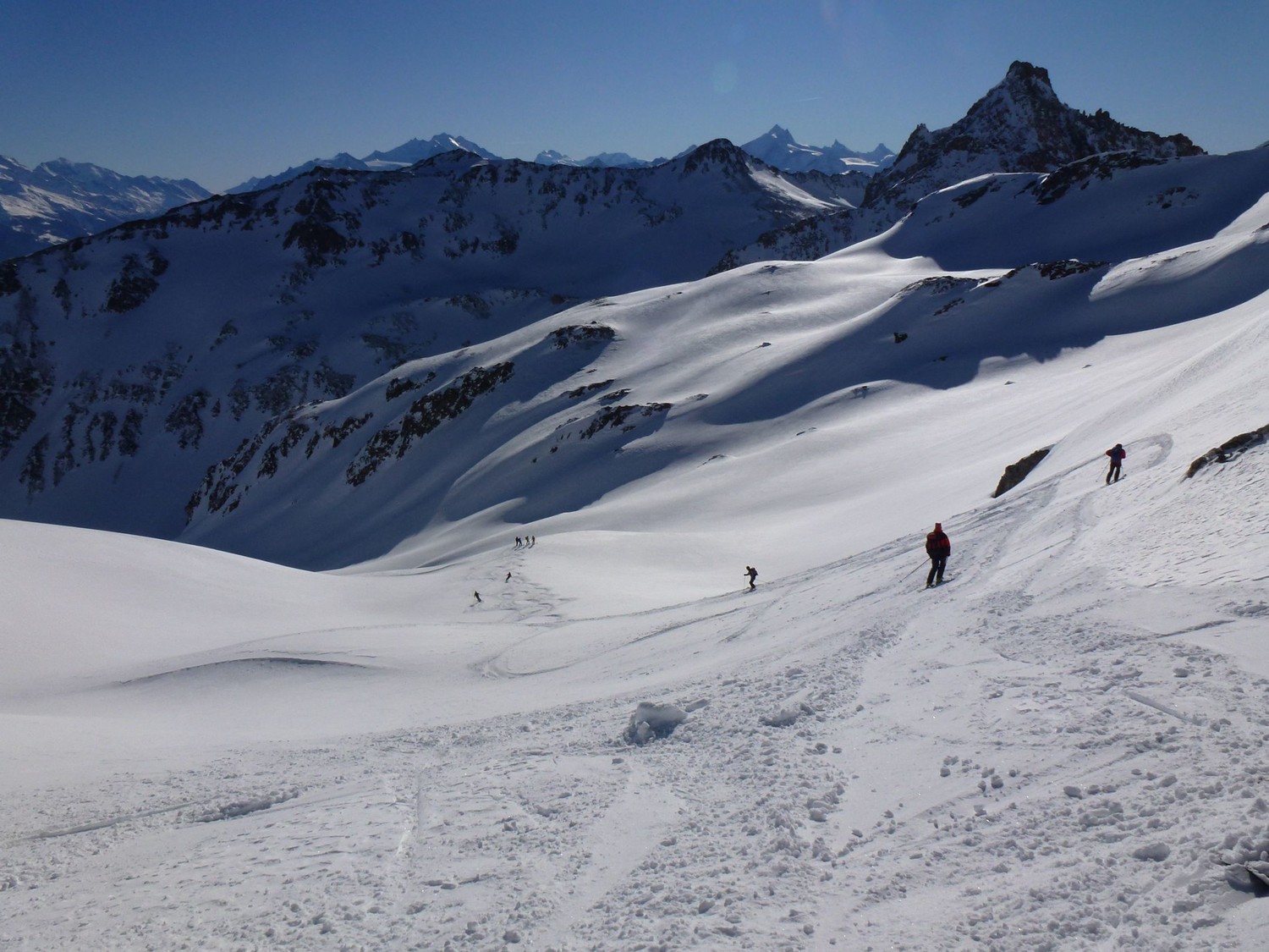Descente dans le Faldumbach...à droite le Faldumrothorn.