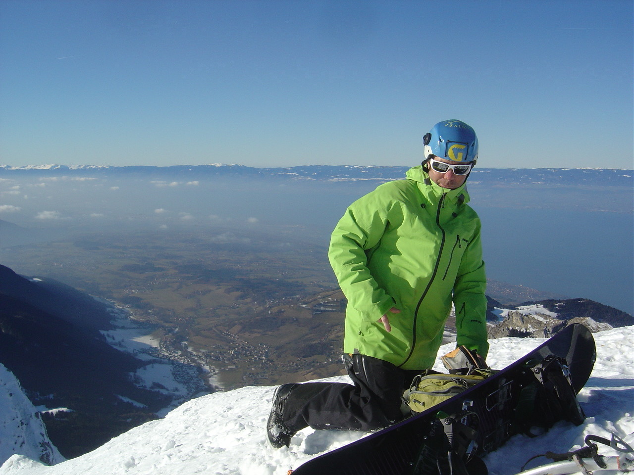 En haut