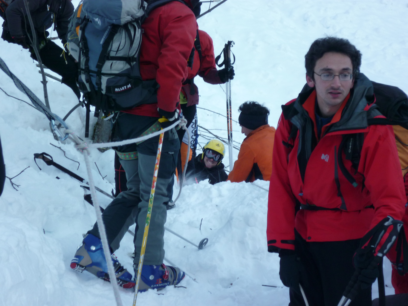 Le Génie s'affaire pour ouvrir la route