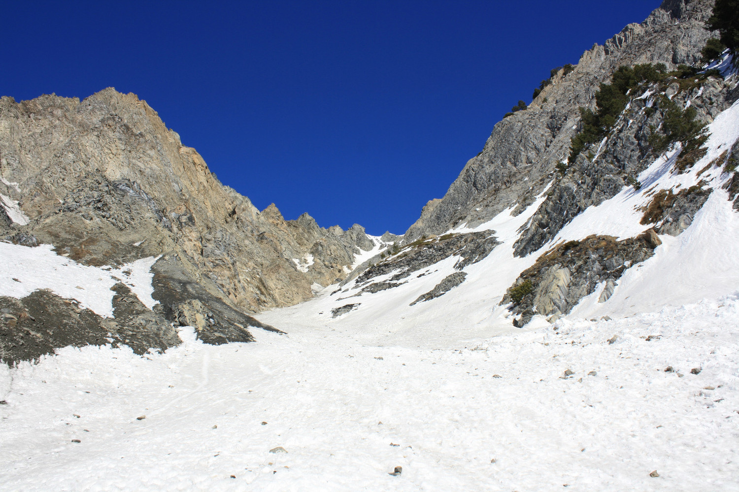 Le couloir du bas depuis la sortie du ravin du Merdaret