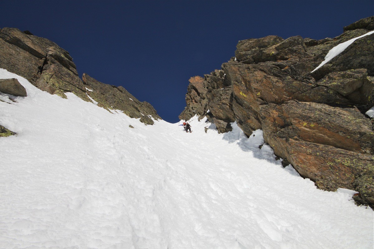 Couloir de sortie directe au sommet
