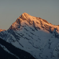 Gross Dussi versante Maderanertal,vista dal Wichelhorn. Sulla parete si sviluppa l'itinerario da noi  percorso nella primavera del 2011.
