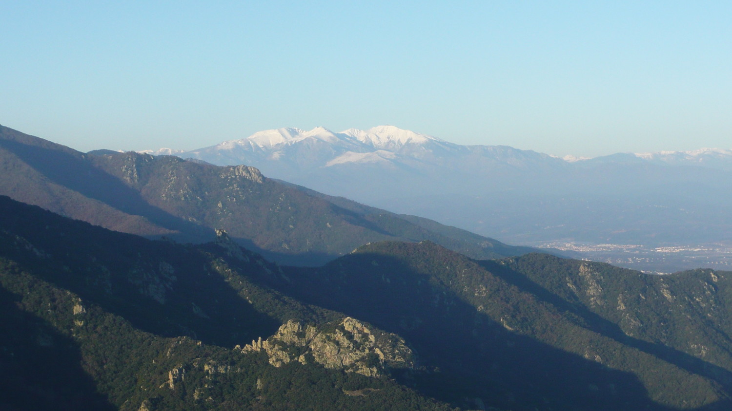 Au loin le Canigou