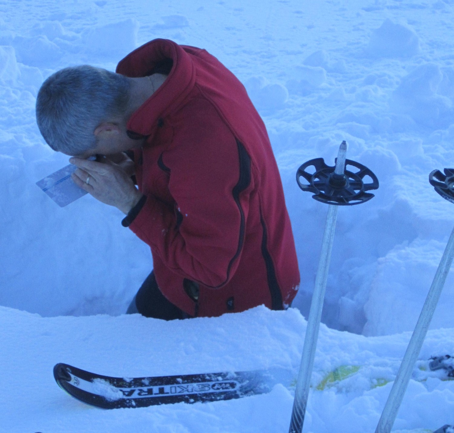 Analyse du manteau neigeux à 1800m
