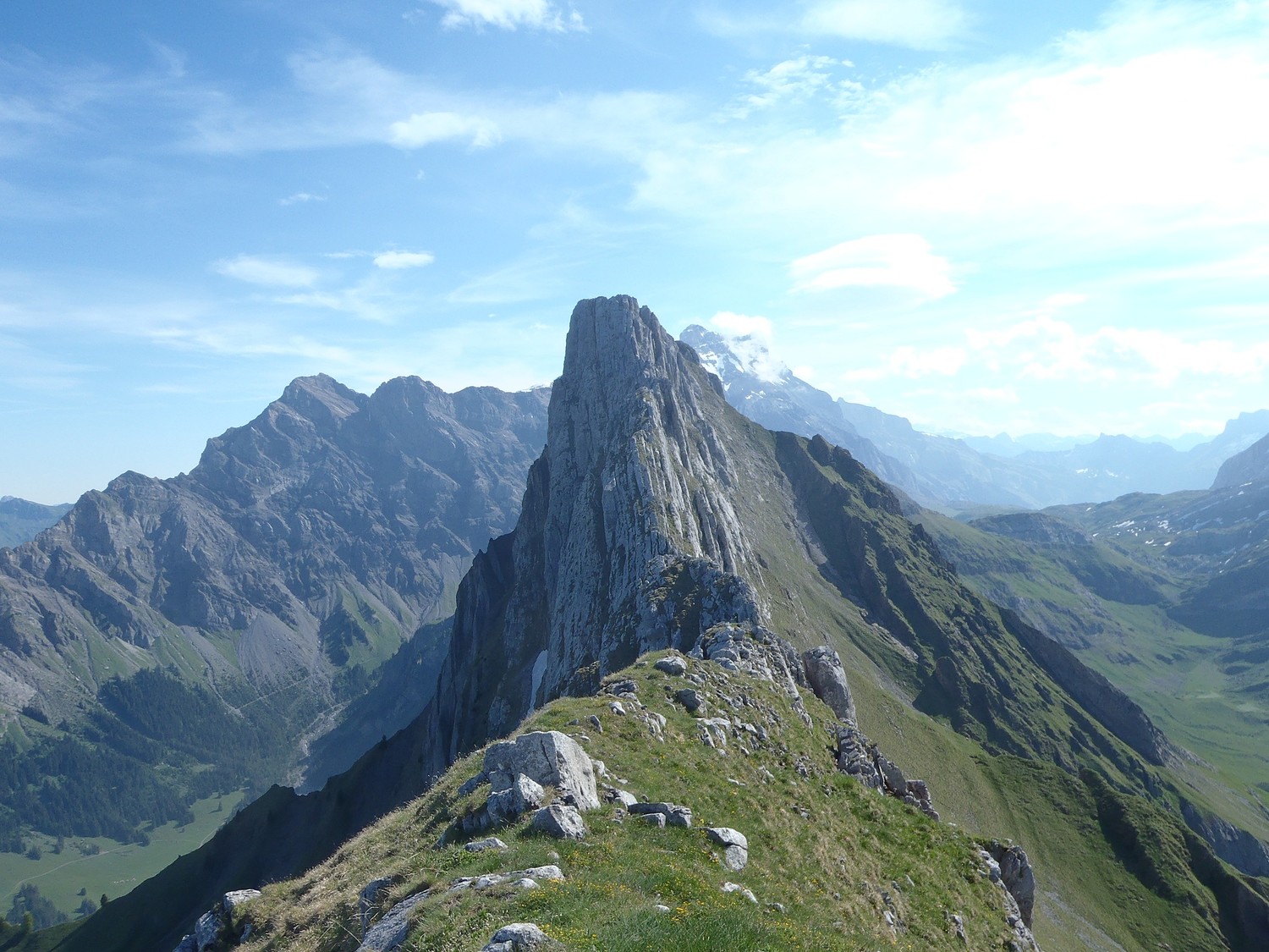 au sommet vue la haute pointe