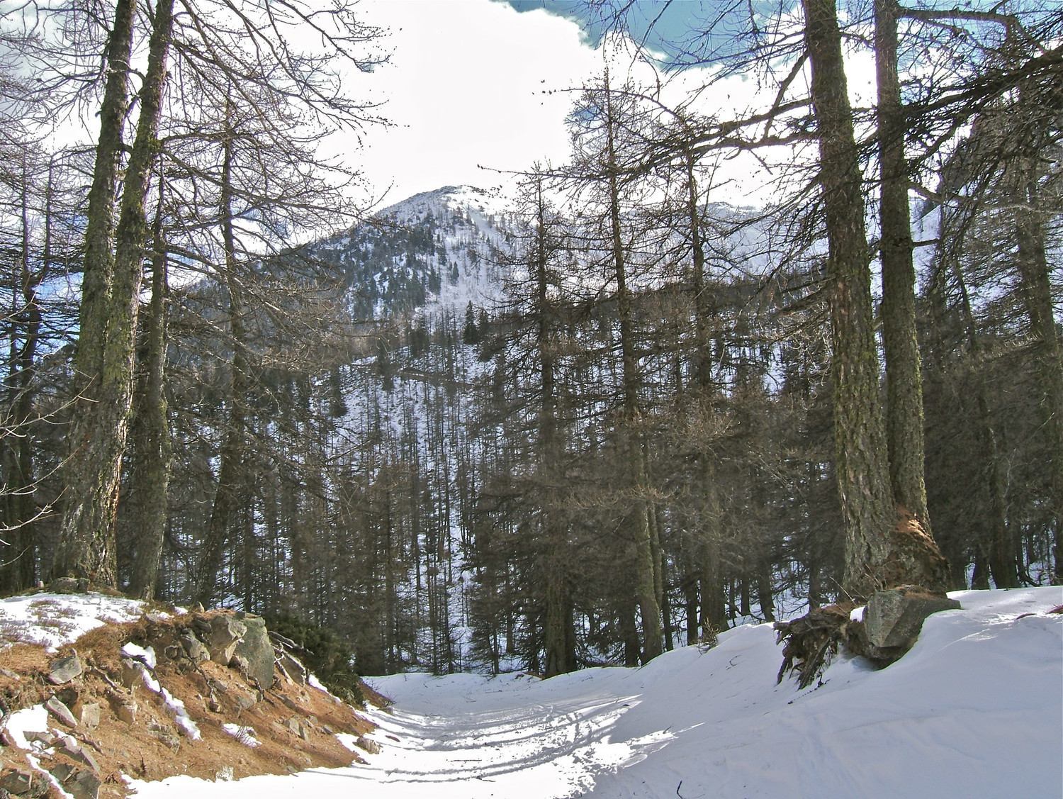 Vue sur la Croix Carlé et le départ du couloir N.