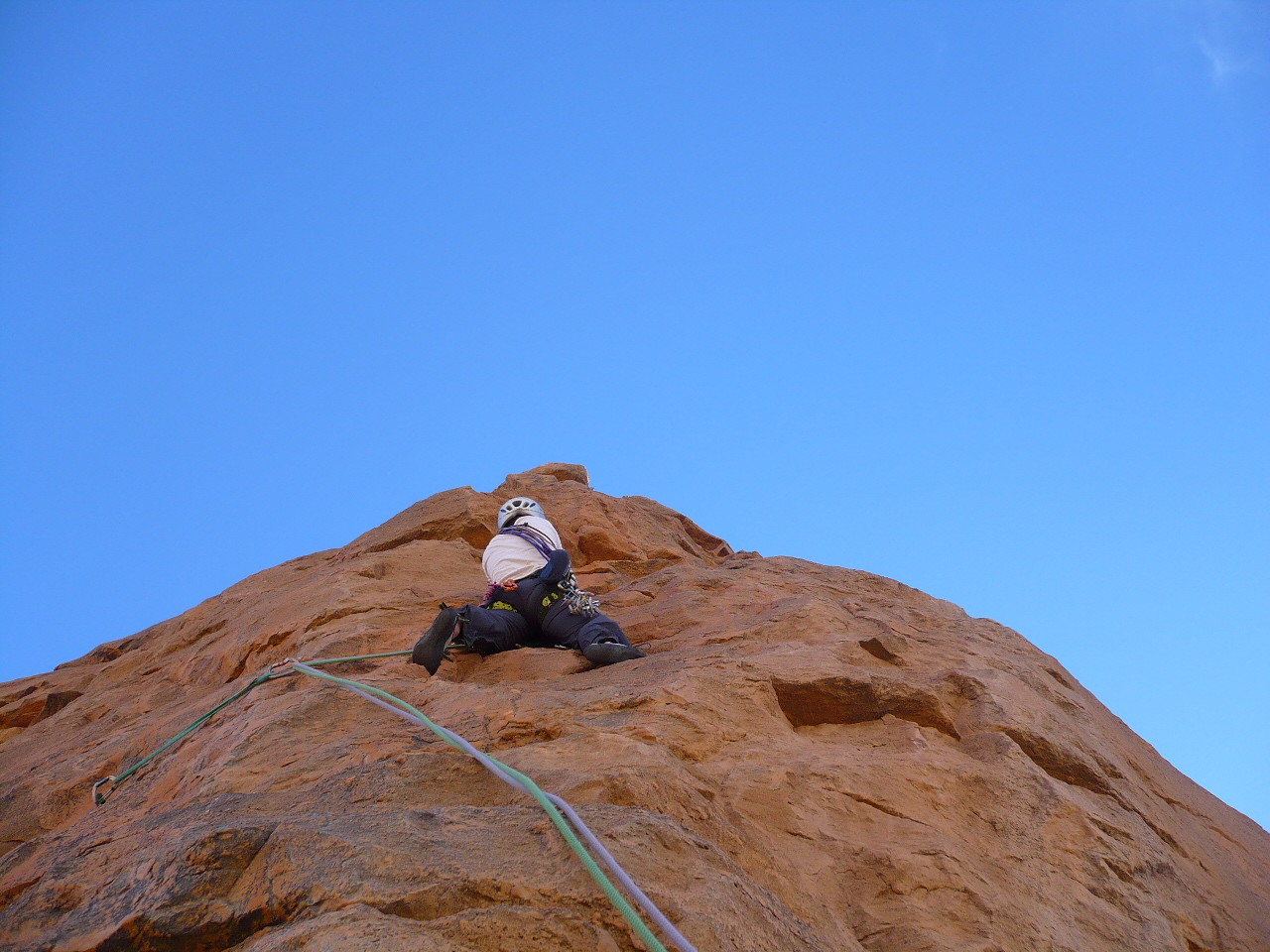 dernière longueur sur le fil, 5b qui grimpe !