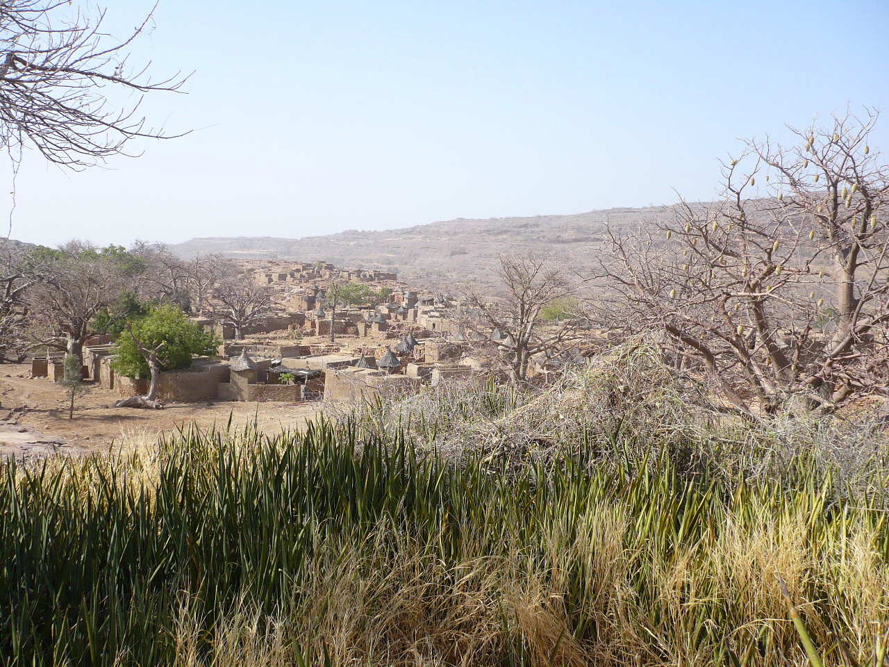 village vers Arou
