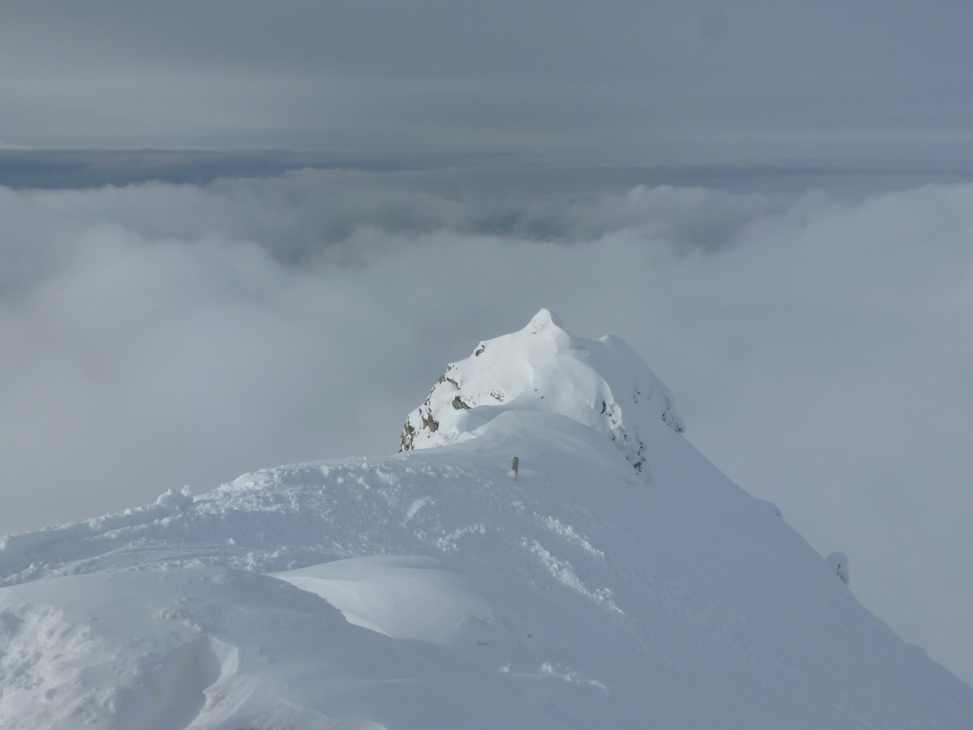 Selle de dépose des skis et du départ du 1er couloir NW