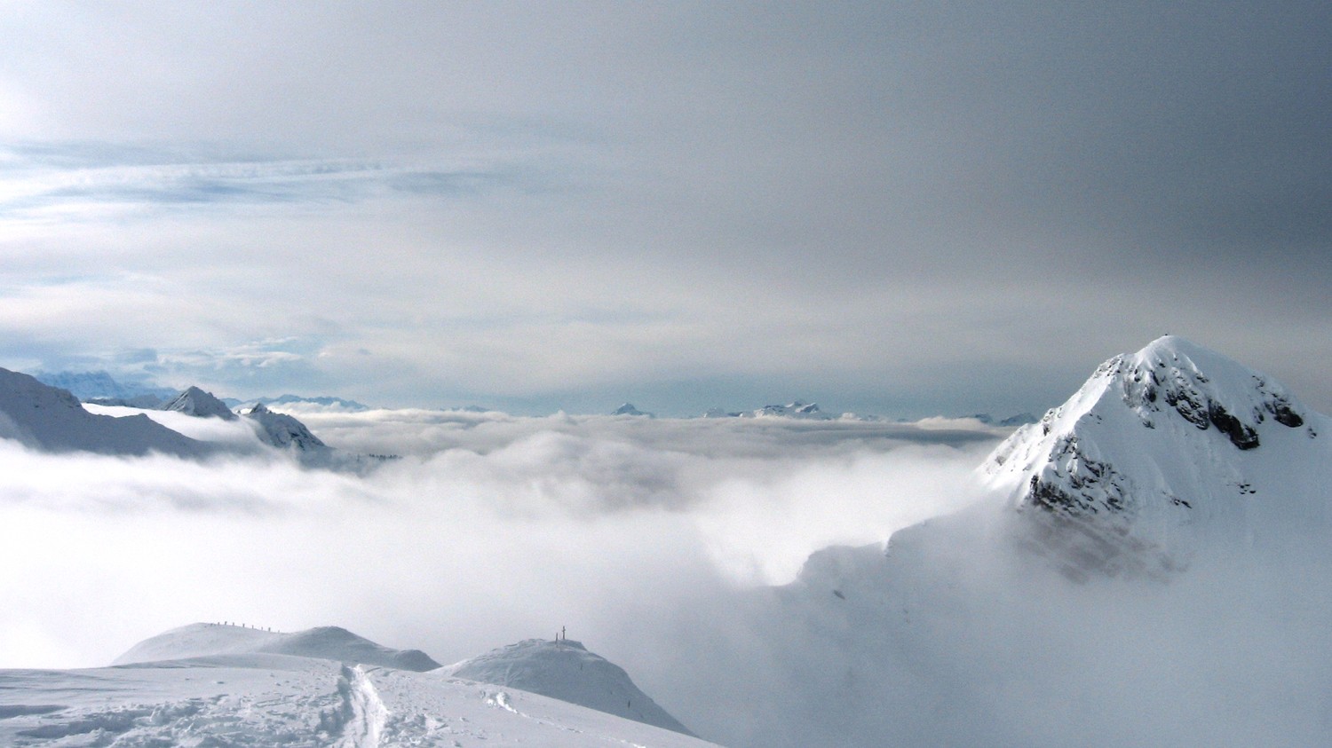 Teysachaux à droite et le Chablais au fond