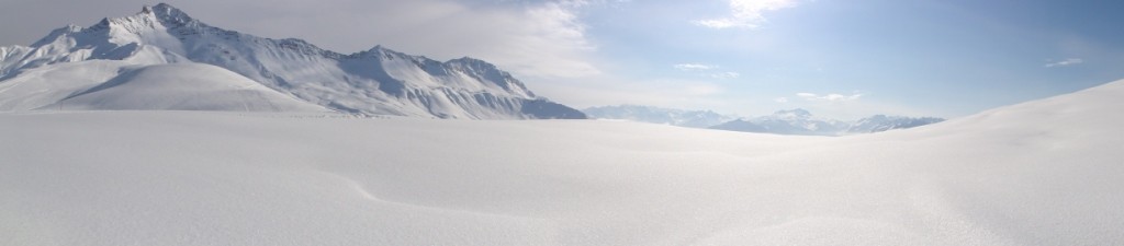 Panorama depuis le Col de la Madeleine sur le Cheval Noir