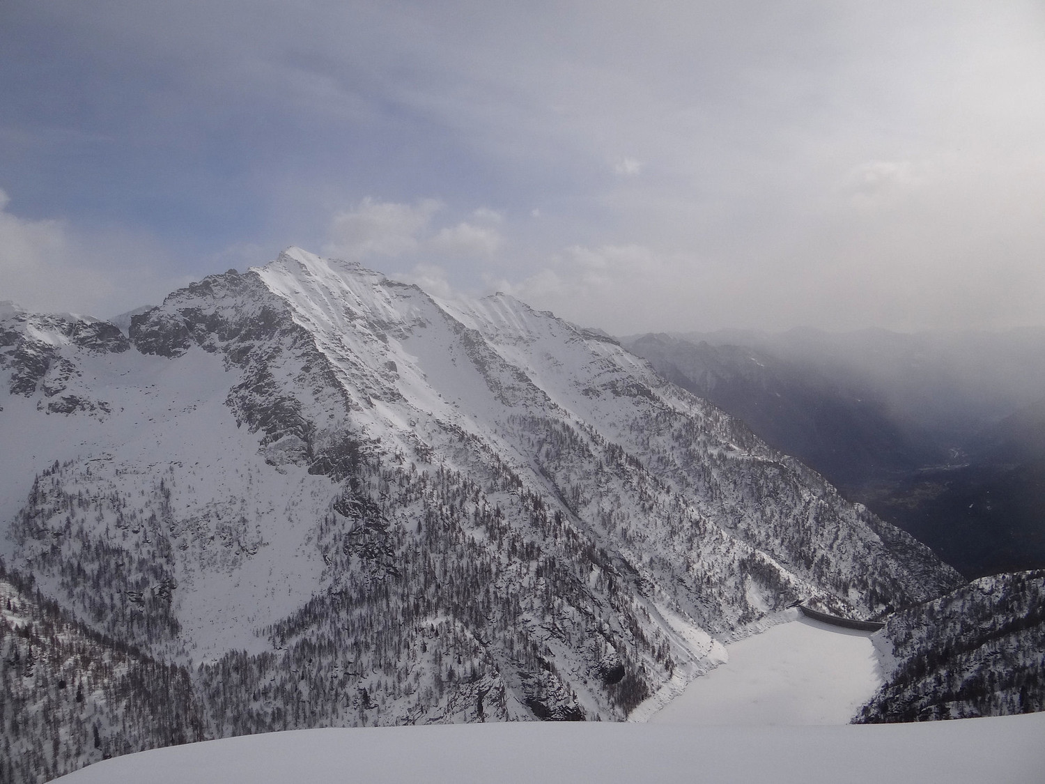 Lac d'Agàro et les monts Forno et Gorio