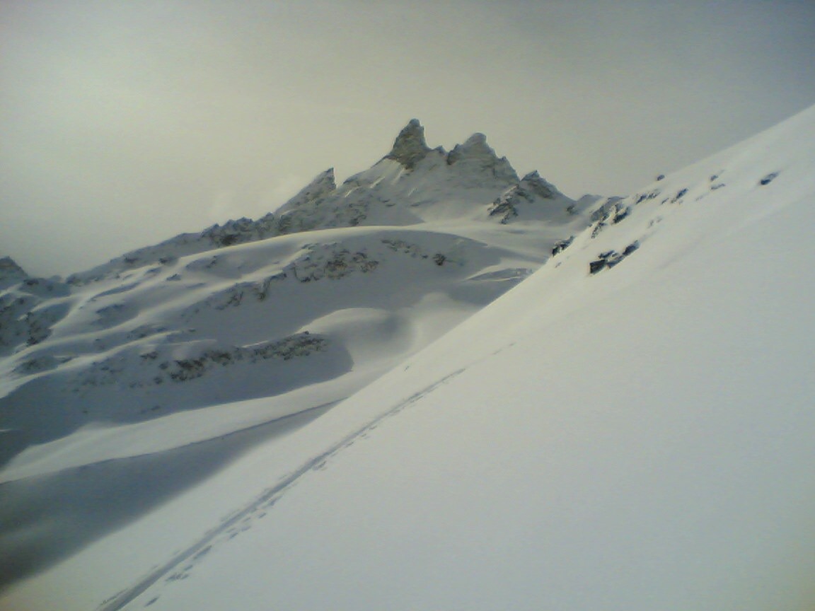 Aiguilles Rouges depuis les pentes finales
