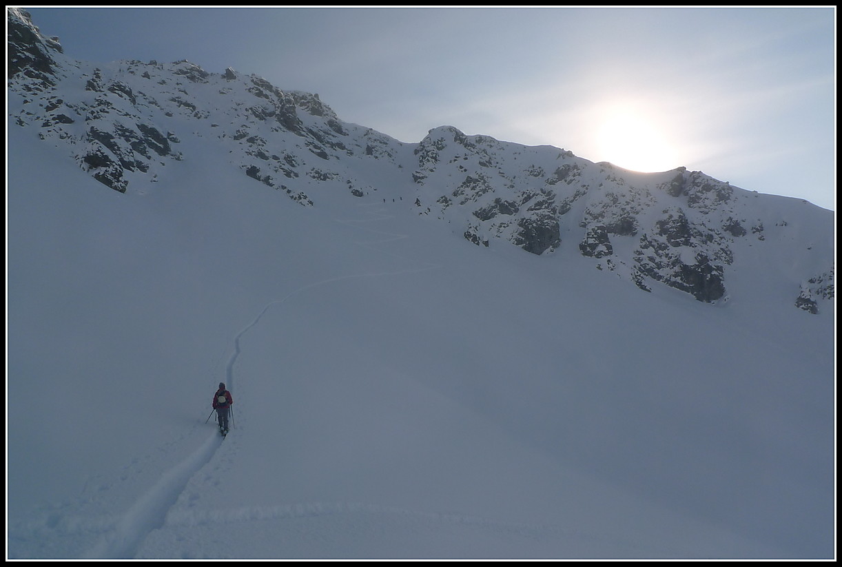 Approche du couloir N du jas des Lièvres, en cours de traçage