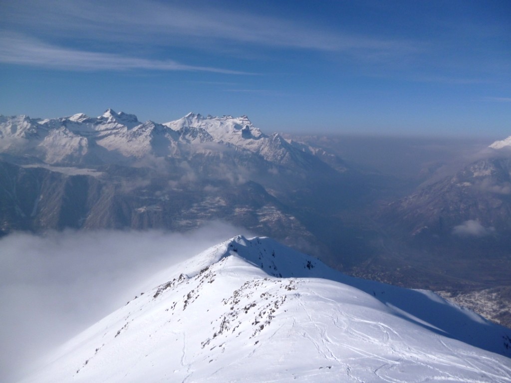 vue plongeante sur la plaine du Rhône