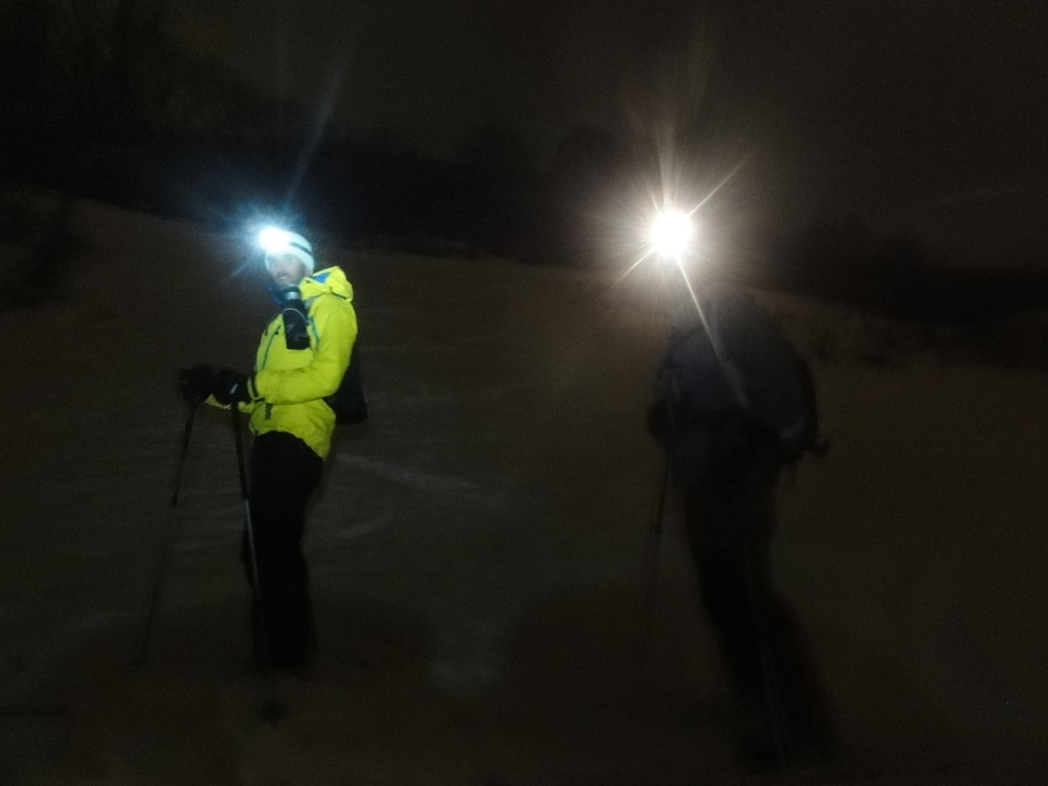 Descente dans les alpages en dessus de Saint Oyen, belle neige, belle trace, belle soirée.