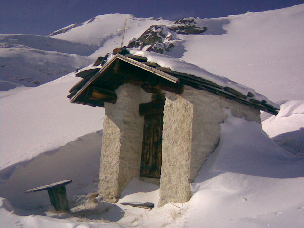 L'oratoir de Saint-Roch dans l'Alpage d'Arplane