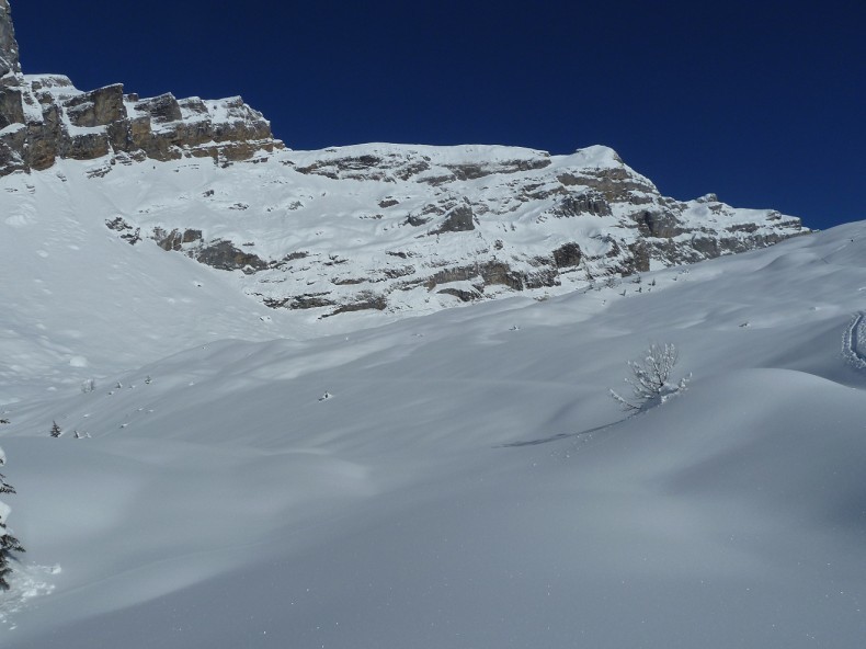 Au sortir de la fôret, col des Grands Fats et diagonale S des Avoudrues
