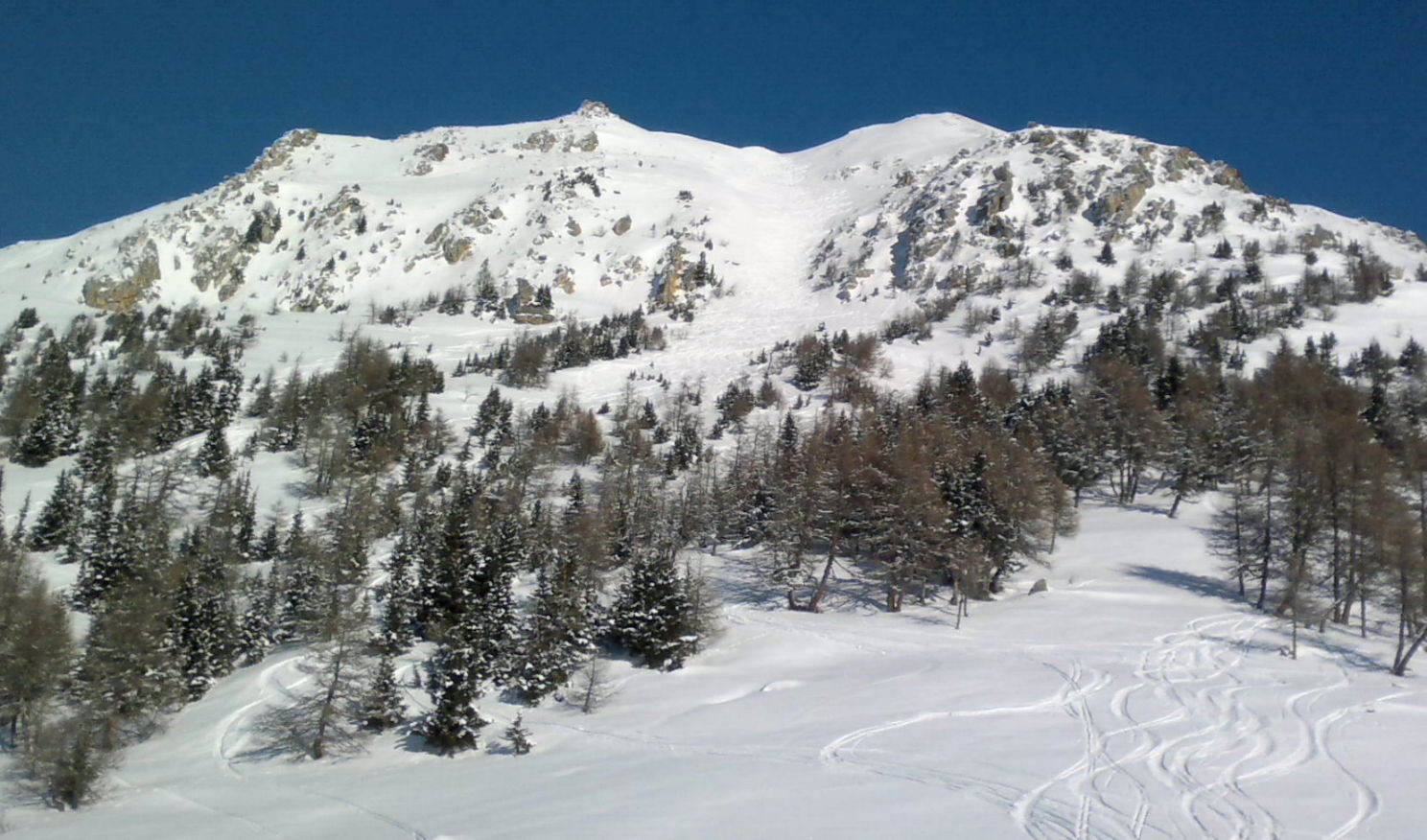 Vue sur la face W du six Blanc et la pente W
