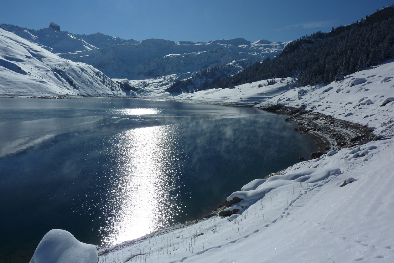 Pierra Menta depuis le Lac de Roselend