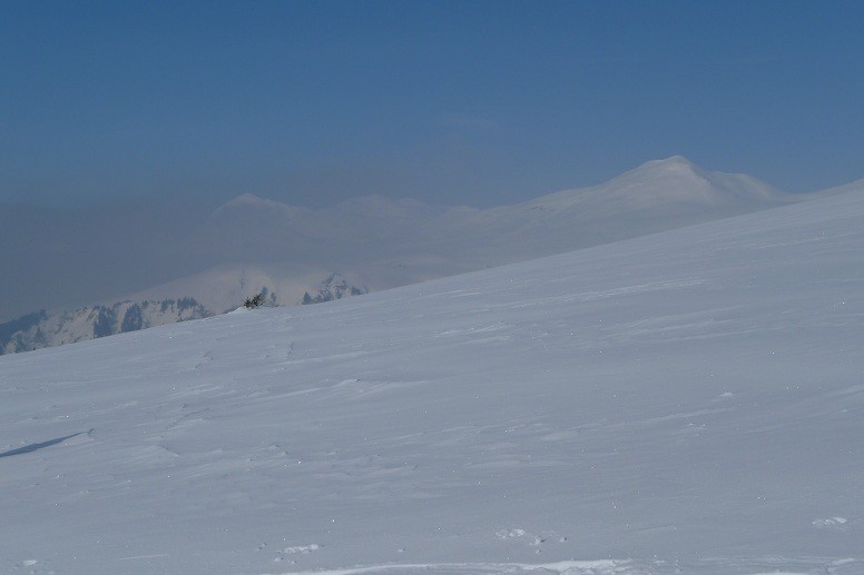Hochwang sullo sfondo