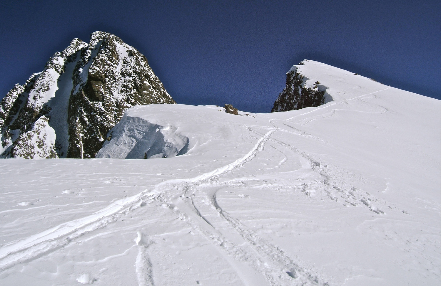 Mes premiers virages dominés par la Cime Lombard.