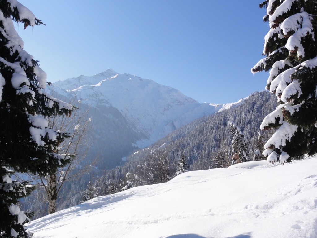 Le Bella Cha et le Col de Basmont
