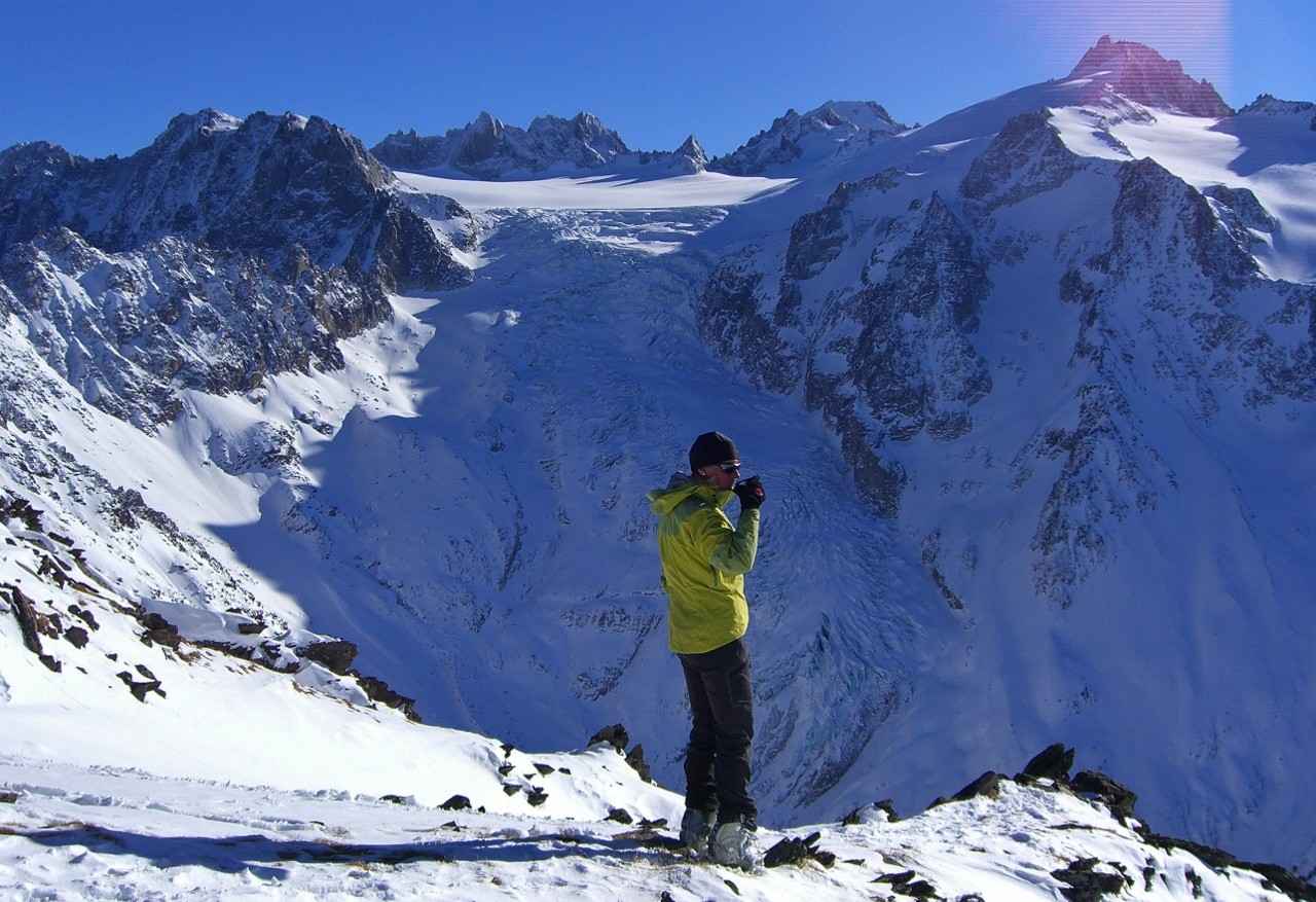 Pointe Ronde - La pause thé servi sous un plateau (de Trient)
