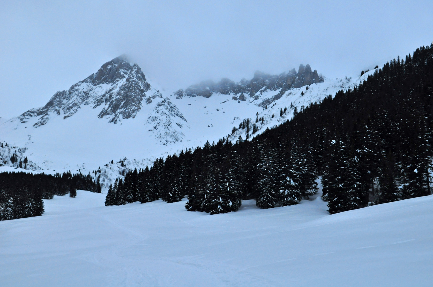 col des chasseurs en vue pour l'instant !
